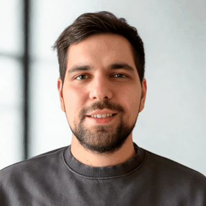 Juan Lovera Headshot 2024