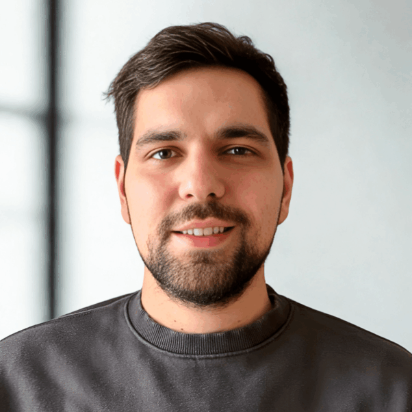 Juan Lovera Headshot 2024